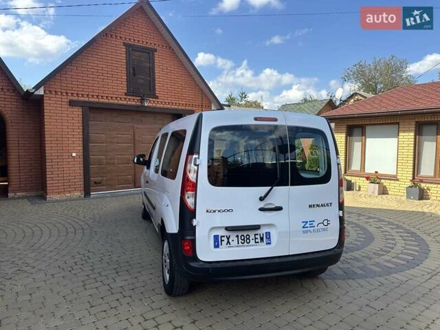 Білий Рено Кєнгу, об'ємом двигуна 0 л та пробігом 25 тис. км за 14700 $, фото 10 на Automoto.ua
