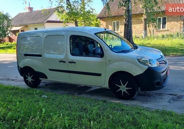 Белый Рено Кенгу, объемом двигателя 1.5 л и пробегом 191 тыс. км за 12700 $, фото 5 на Automoto.ua