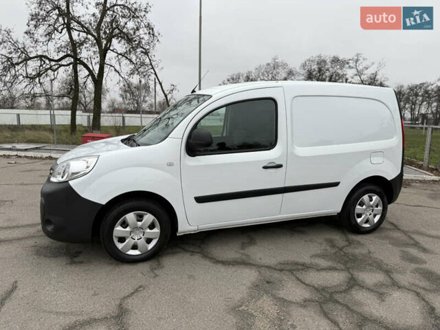 Белый Рено Кенгу, объемом двигателя 1.5 л и пробегом 118 тыс. км за 12599 $, фото 28 на Automoto.ua