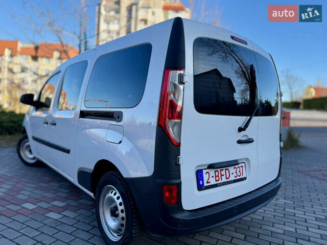 Білий Рено Кєнгу, об'ємом двигуна 1.5 л та пробігом 102 тис. км за 12500 $, фото 29 на Automoto.ua