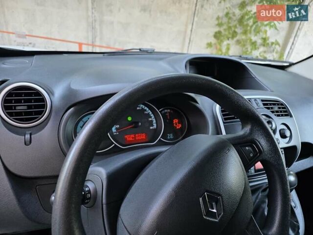 Рено Кенгу 2021 в Одессе на Automoto.ua Белый Рено Кенгу, объемом двигателя 0 л и пробегом 53 тыс. км за 11600 $, фото 15 на Automoto.ua
