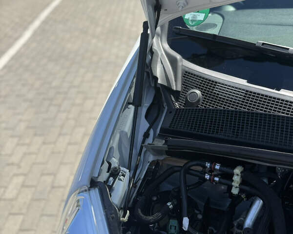 Белый Рено Кенгу, объемом двигателя 1.46 л и пробегом 188 тыс. км за 13700 $, фото 36 на Automoto.ua