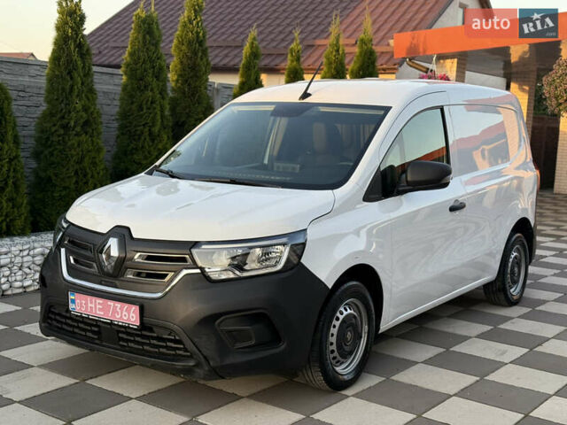 Белый Рено Кенгу, объемом двигателя 0 л и пробегом 47 тыс. км за 15500 $, фото 4 на Automoto.ua