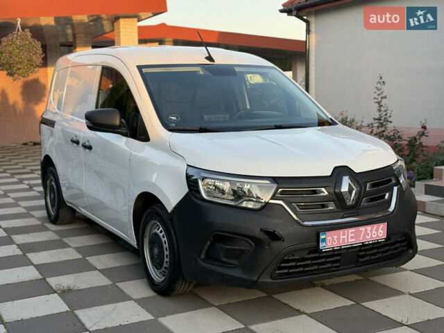 Белый Рено Кенгу, объемом двигателя 0 л и пробегом 47 тыс. км за 15500 $, фото 3 на Automoto.ua
