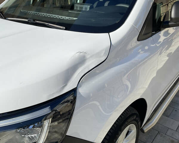 Білий Рено Кєнгу, об'ємом двигуна 0 л та пробігом 30 тис. км за 16500 $, фото 11 на Automoto.ua