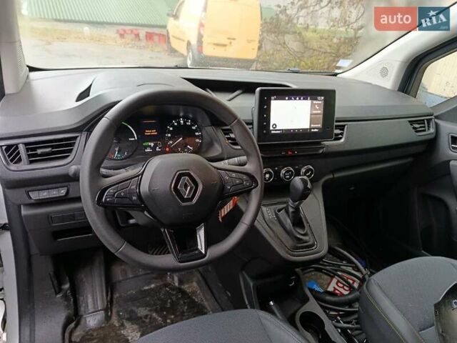 Белый Рено Кенгу, объемом двигателя 0 л и пробегом 12 тыс. км за 19700 $, фото 3 на Automoto.ua