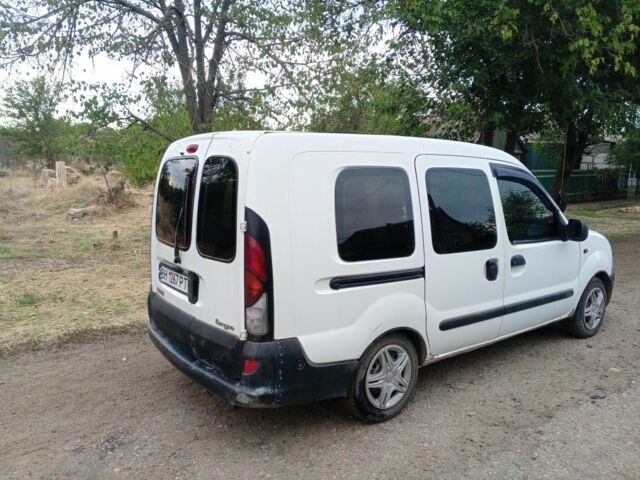 Белый Рено Кенгу, объемом двигателя 1.9 л и пробегом 3 тыс. км за 2850 $, фото 5 на Automoto.ua