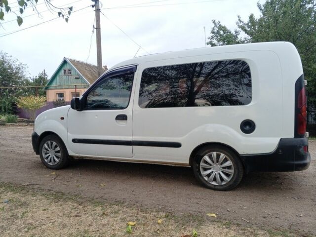 Белый Рено Кенгу, объемом двигателя 1.9 л и пробегом 3 тыс. км за 2850 $, фото 3 на Automoto.ua