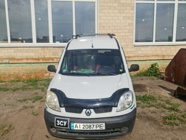 Белый Рено Кенгу, объемом двигателя 1.9 л и пробегом 260 тыс. км за 4200 $, фото 3 на Automoto.ua