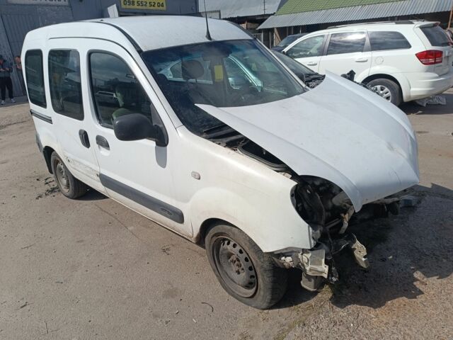 Білий Рено Кєнгу, об'ємом двигуна 0 л та пробігом 200 тис. км за 1100 $, фото 3 на Automoto.ua