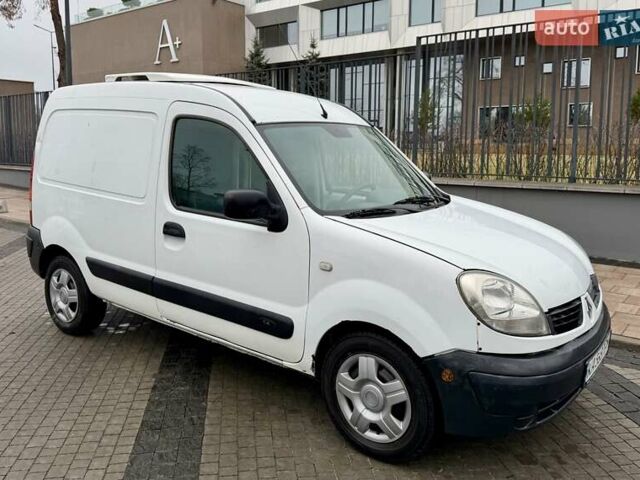 Білий Рено Кєнгу, об'ємом двигуна 1.4 л та пробігом 220 тис. км за 3800 $, фото 9 на Automoto.ua