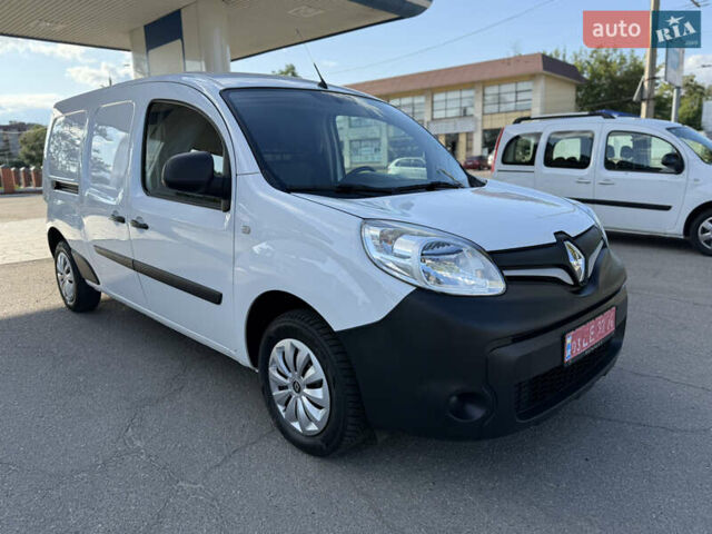 Белый Рено Кенгу, объемом двигателя 1.5 л и пробегом 134 тыс. км за 13999 $, фото 11 на Automoto.ua