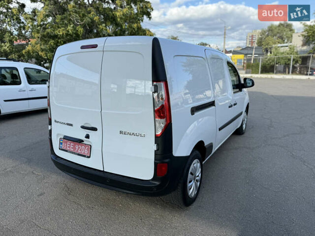 Белый Рено Кенгу, объемом двигателя 1.5 л и пробегом 134 тыс. км за 13999 $, фото 18 на Automoto.ua