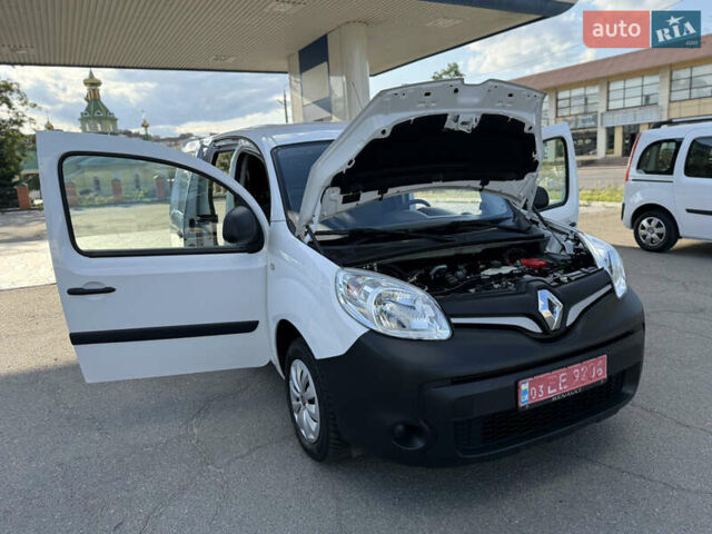Белый Рено Кенгу, объемом двигателя 1.5 л и пробегом 134 тыс. км за 13999 $, фото 98 на Automoto.ua