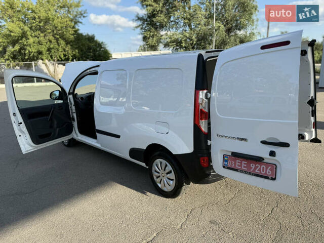 Белый Рено Кенгу, объемом двигателя 1.5 л и пробегом 134 тыс. км за 13999 $, фото 108 на Automoto.ua