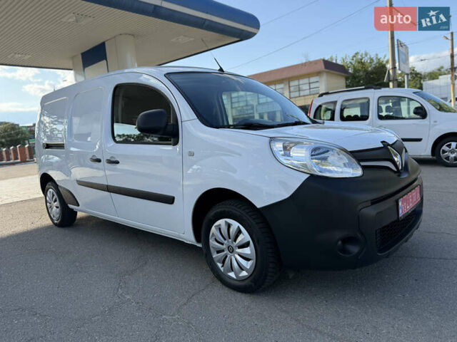 Белый Рено Кенгу, объемом двигателя 1.5 л и пробегом 134 тыс. км за 13999 $, фото 10 на Automoto.ua