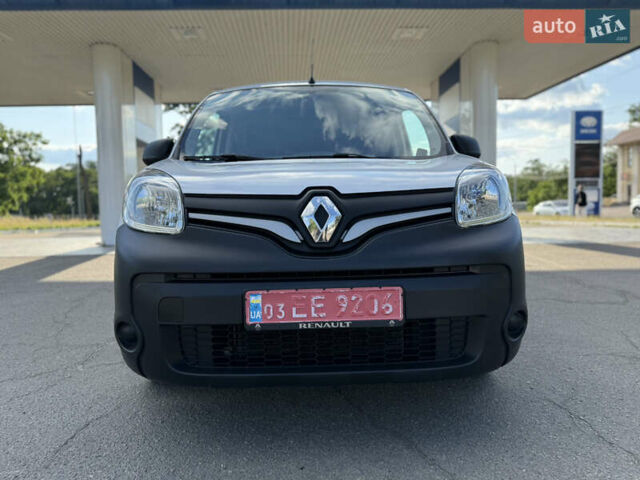 Белый Рено Кенгу, объемом двигателя 1.5 л и пробегом 134 тыс. км за 13999 $, фото 33 на Automoto.ua