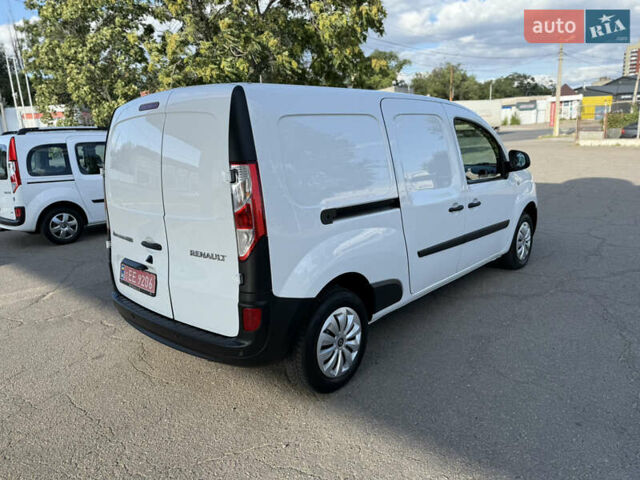 Белый Рено Кенгу, объемом двигателя 1.5 л и пробегом 134 тыс. км за 13999 $, фото 17 на Automoto.ua