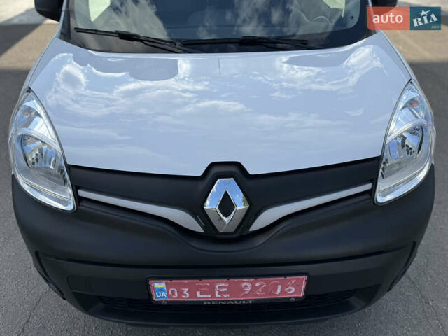 Белый Рено Кенгу, объемом двигателя 1.5 л и пробегом 134 тыс. км за 13999 $, фото 36 на Automoto.ua