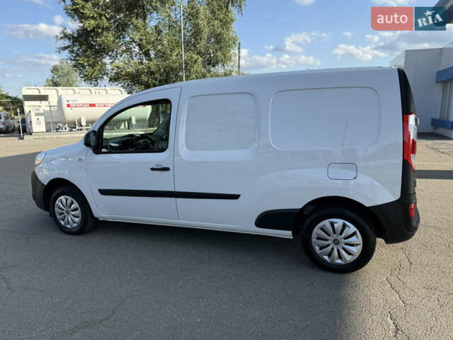 Белый Рено Кенгу, объемом двигателя 1.5 л и пробегом 134 тыс. км за 13999 $, фото 25 на Automoto.ua