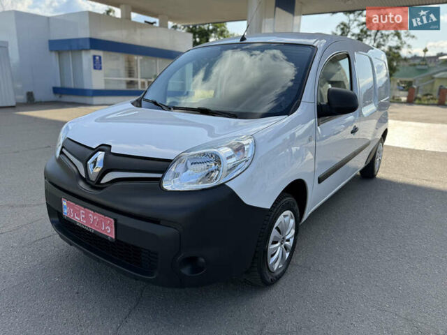 Белый Рено Кенгу, объемом двигателя 1.5 л и пробегом 134 тыс. км за 13999 $, фото 31 на Automoto.ua