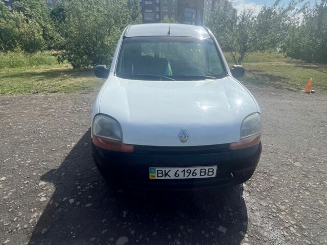 Белый Рено Кенгу, объемом двигателя 1.9 л и пробегом 318 тыс. км за 2550 $, фото 1 на Automoto.ua