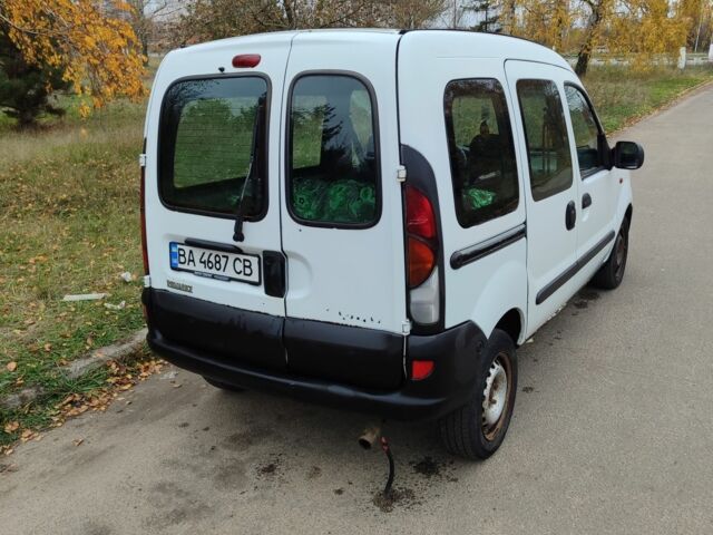 Белый Рено Кенгу, объемом двигателя 1.1 л и пробегом 303 тыс. км за 2500 $, фото 3 на Automoto.ua