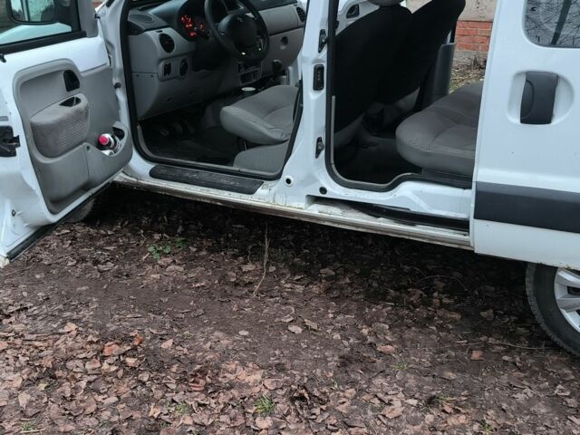 Білий Рено Кєнгу, об'ємом двигуна 0 л та пробігом 38 тис. км за 1800 $, фото 7 на Automoto.ua