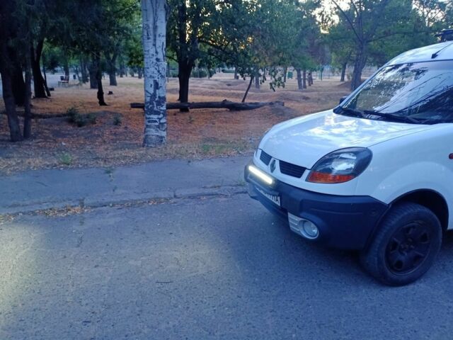 Білий Рено Кєнгу, об'ємом двигуна 1.6 л та пробігом 250 тис. км за 5299 $, фото 14 на Automoto.ua