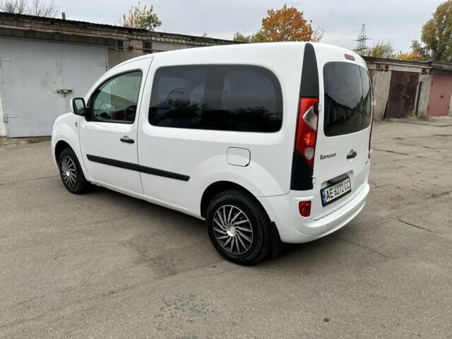 Білий Рено Кєнгу, об'ємом двигуна 1.5 л та пробігом 175 тис. км за 6500 $, фото 1 на Automoto.ua