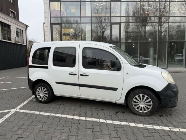 Білий Рено Кєнгу, об'ємом двигуна 1.5 л та пробігом 220 тис. км за 4900 $, фото 2 на Automoto.ua