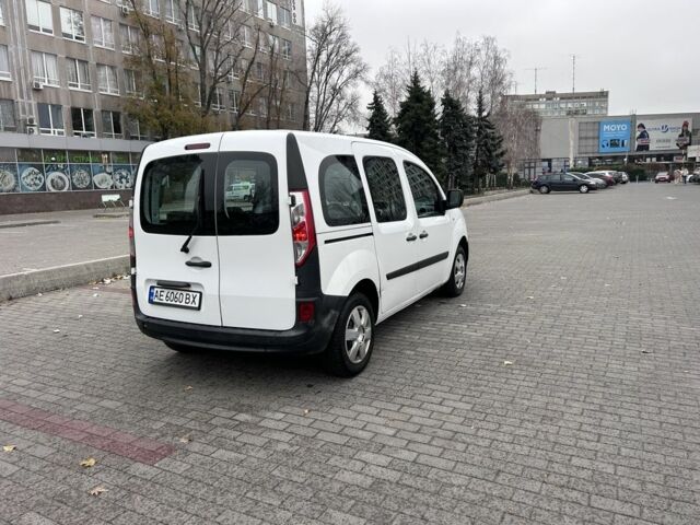 Белый Рено Кенгу, объемом двигателя 1.5 л и пробегом 312 тыс. км за 8600 $, фото 18 на Automoto.ua