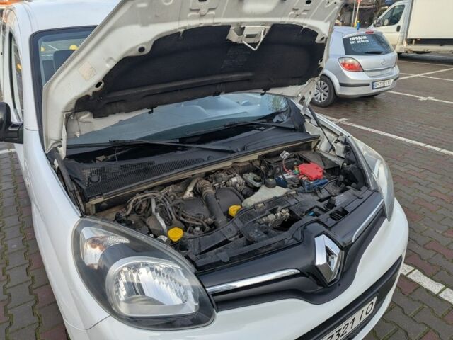 Белый Рено Кенгу, объемом двигателя 1.5 л и пробегом 205 тыс. км за 7500 $, фото 7 на Automoto.ua