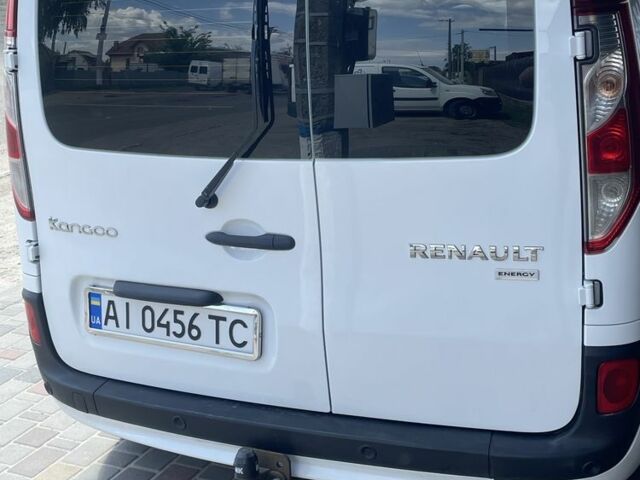 Белый Рено Кенгу, объемом двигателя 1.5 л и пробегом 230 тыс. км за 12600 $, фото 11 на Automoto.ua