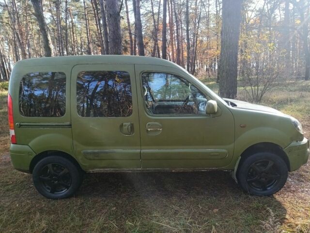 Белый Рено Кенгу, объемом двигателя 1.6 л и пробегом 190 тыс. км за 1600 $, фото 3 на Automoto.ua