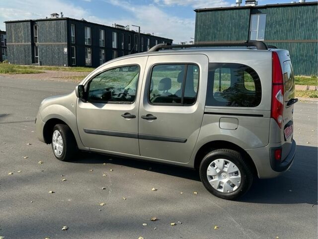 Бежевий Рено Кєнгу, об'ємом двигуна 1.6 л та пробігом 189 тис. км за 7550 $, фото 3 на Automoto.ua