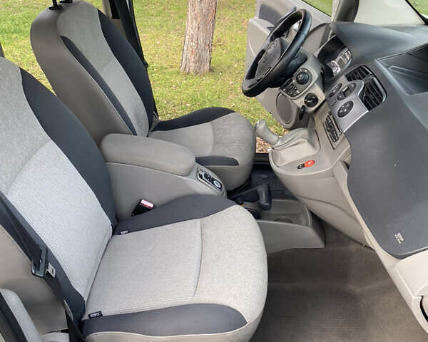 Бежевий Рено Кєнгу, об'ємом двигуна 1.5 л та пробігом 248 тис. км за 7700 $, фото 5 на Automoto.ua