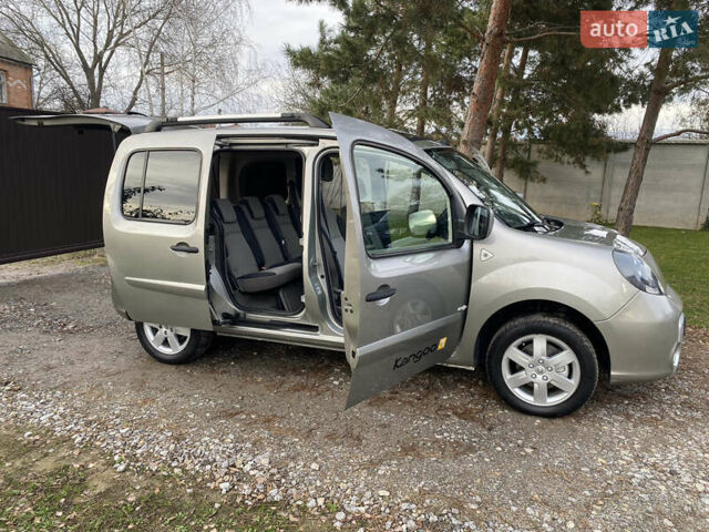 Бежевий Рено Кєнгу, об'ємом двигуна 1.5 л та пробігом 248 тис. км за 7700 $, фото 1 на Automoto.ua