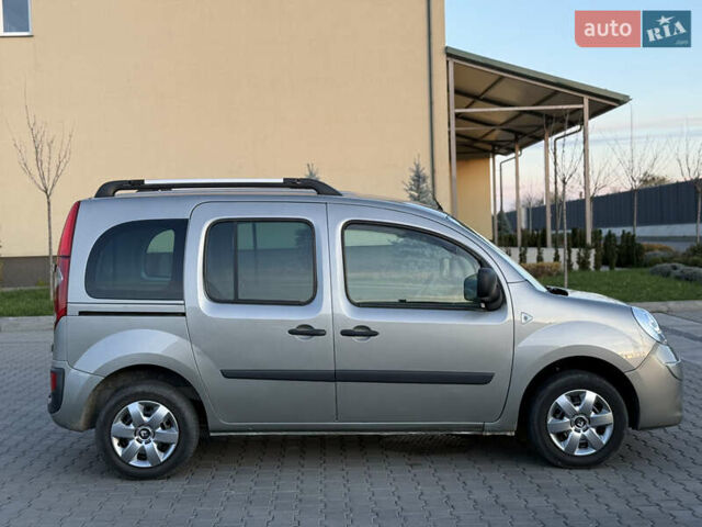 Бежевый Рено Кенгу, объемом двигателя 1.5 л и пробегом 253 тыс. км за 7800 $, фото 3 на Automoto.ua