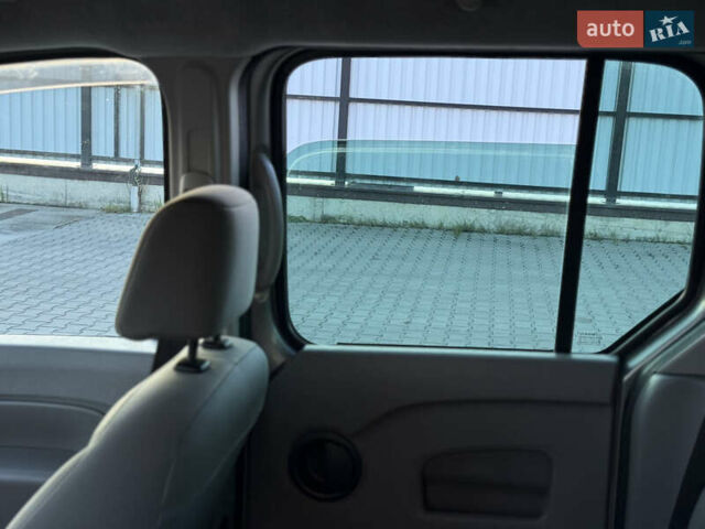 Бежевый Рено Кенгу, объемом двигателя 1.5 л и пробегом 253 тыс. км за 7800 $, фото 31 на Automoto.ua