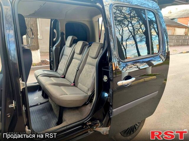 Черный Рено Кенгу, объемом двигателя 1.5 л и пробегом 277 тыс. км за 7550 $, фото 13 на Automoto.ua
