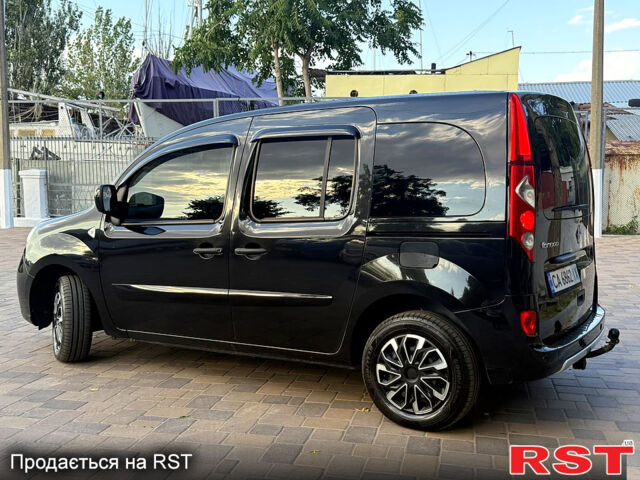 Черный Рено Кенгу, объемом двигателя 1.5 л и пробегом 270 тыс. км за 7499 $, фото 3 на Automoto.ua