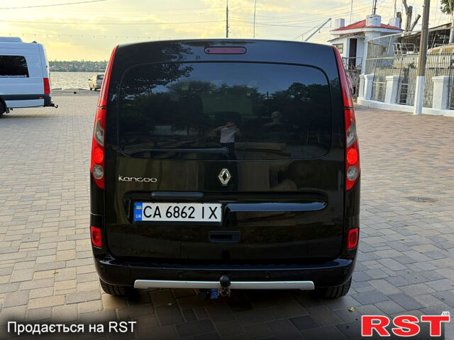 Черный Рено Кенгу, объемом двигателя 1.5 л и пробегом 270 тыс. км за 7499 $, фото 4 на Automoto.ua