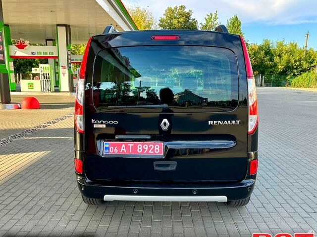 Чорний Рено Кєнгу, об'ємом двигуна 1.5 л та пробігом 188 тис. км за 11990 $, фото 3 на Automoto.ua