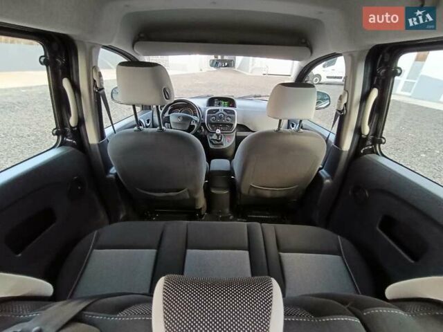 Чорний Рено Кєнгу, об'ємом двигуна 1.5 л та пробігом 219 тис. км за 12898 $, фото 38 на Automoto.ua