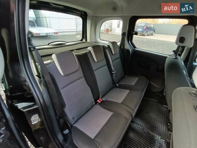 Чорний Рено Кєнгу, об'ємом двигуна 1.5 л та пробігом 219 тис. км за 12898 $, фото 37 на Automoto.ua