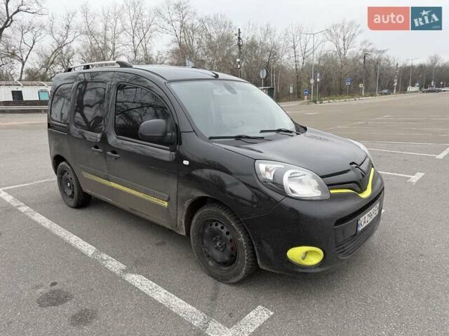Черный Рено Кенгу, объемом двигателя 1.5 л и пробегом 259 тыс. км за 8999 $, фото 1 на Automoto.ua