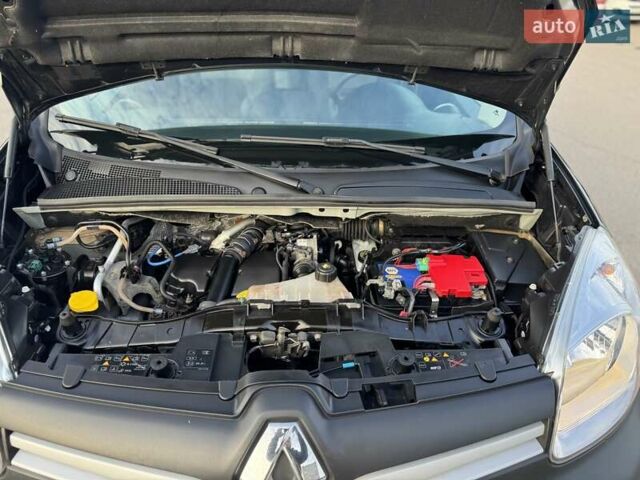 Рено Кенгу 2018 в Дубно на Automoto.ua Черный Рено Кенгу, объемом двигателя 1.5 л и пробегом 263 тыс. км за 11500 $, фото 56 на Automoto.ua