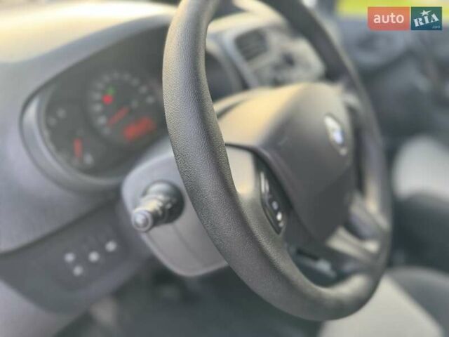 Рено Кенгу 2018 в Дубно на Automoto.ua Черный Рено Кенгу, объемом двигателя 1.5 л и пробегом 263 тыс. км за 11500 $, фото 23 на Automoto.ua
