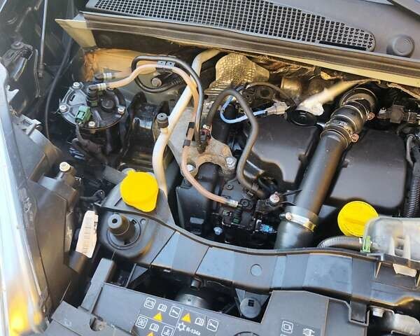 Черный Рено Кенгу, объемом двигателя 0 л и пробегом 187 тыс. км за 10900 $, фото 35 на Automoto.ua